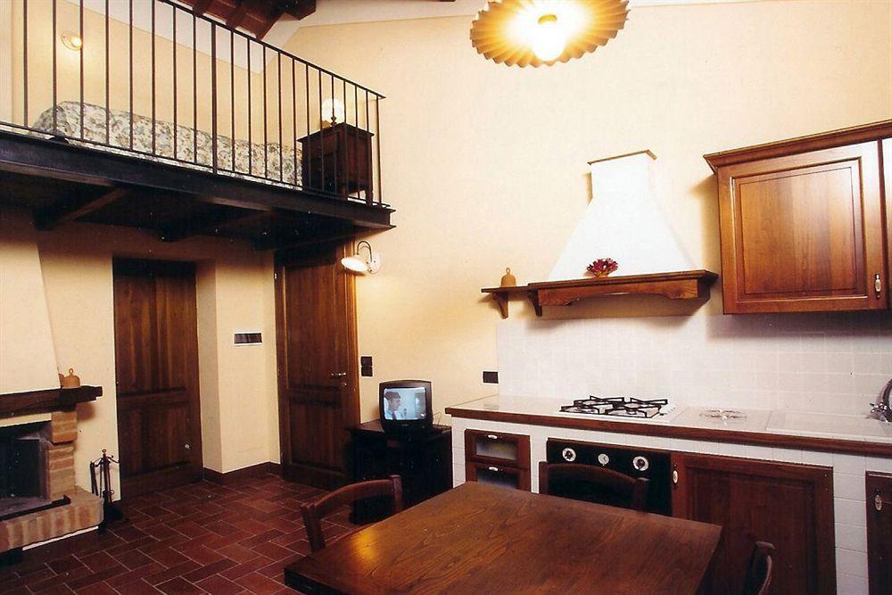 Agriturismo Terra Rossa Valiano ภายนอก รูปภาพ