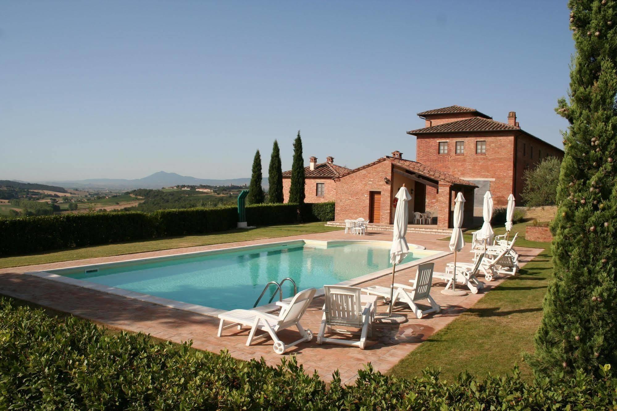 Agriturismo Terra Rossa Valiano ภายนอก รูปภาพ