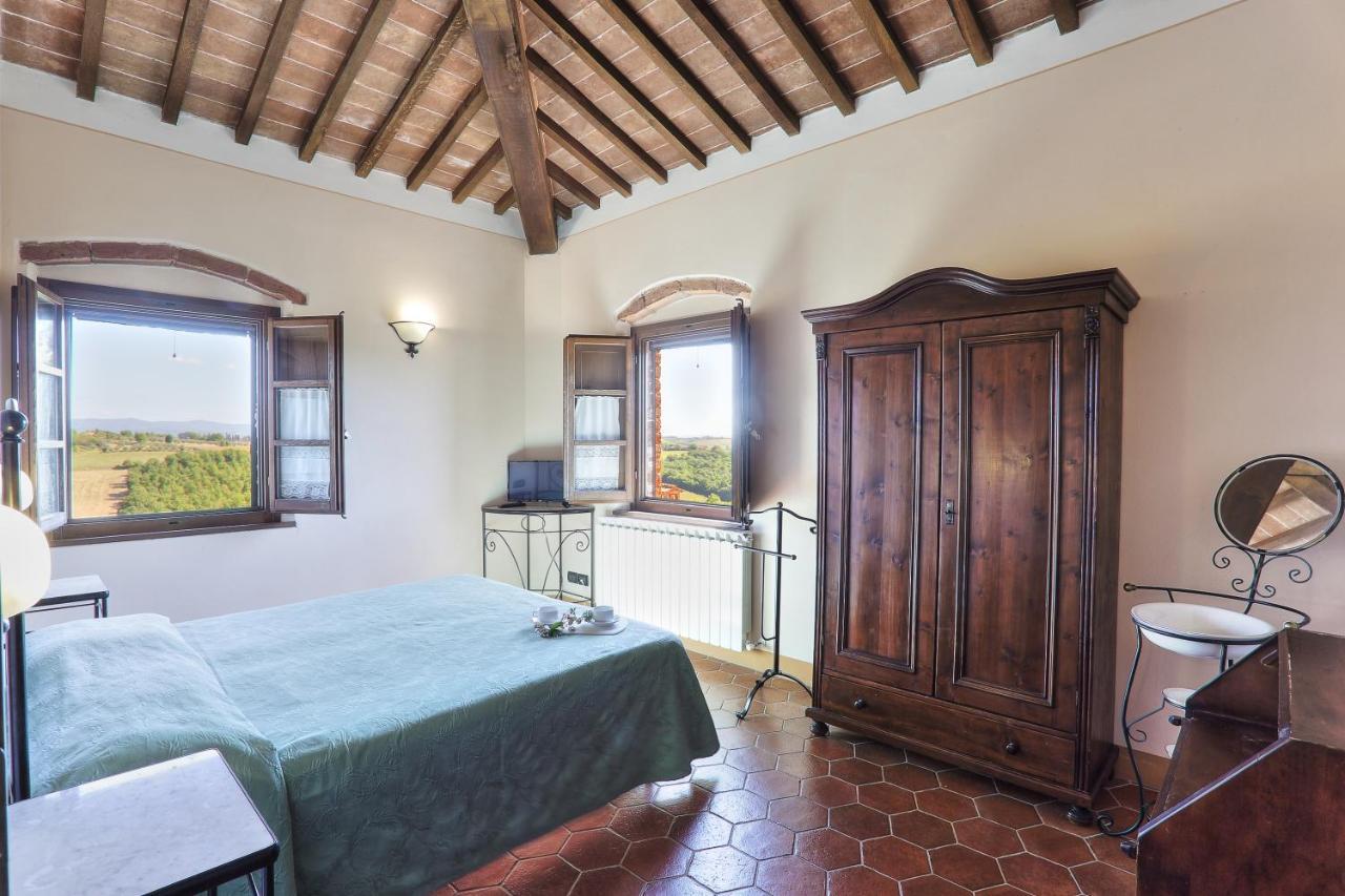 Agriturismo Terra Rossa Valiano ภายนอก รูปภาพ