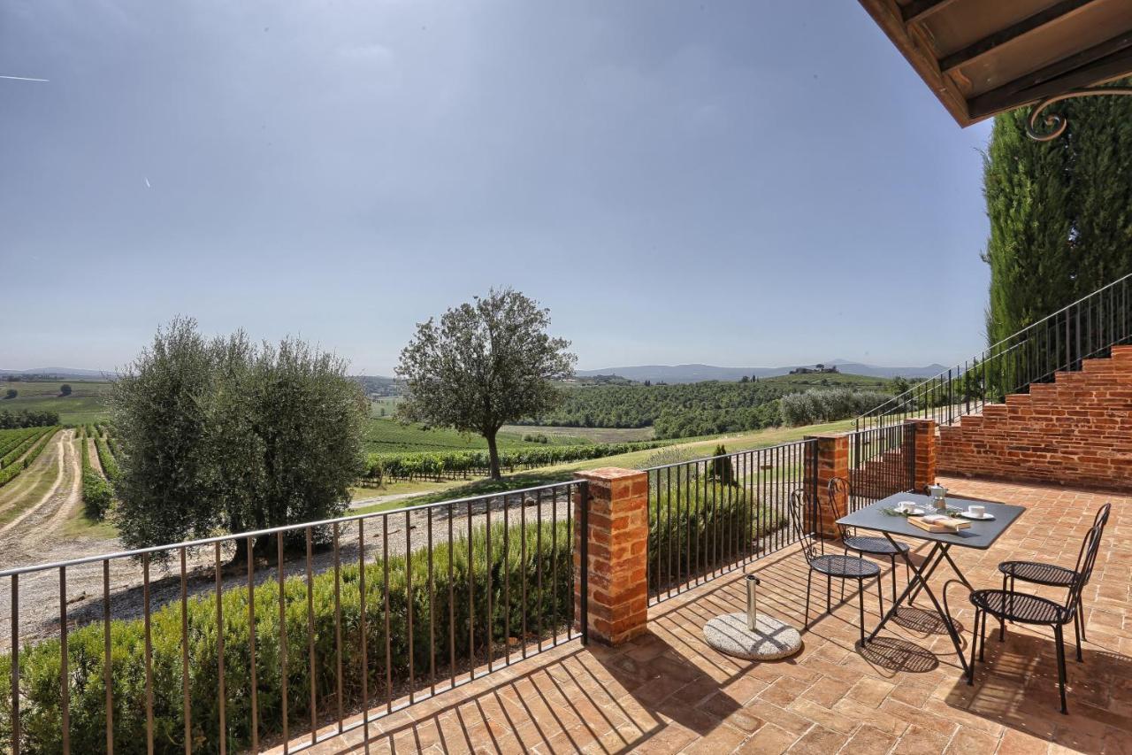 Agriturismo Terra Rossa Valiano ภายนอก รูปภาพ